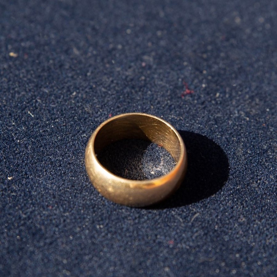 Estate Sarah Hendler Rings | 14K Gold Band