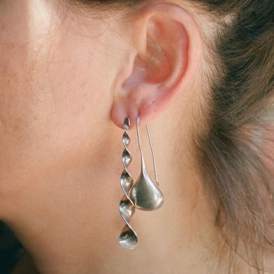 Estate Sarah Hendler Earrings | Sterling Silver Teardrop Hook Earrings